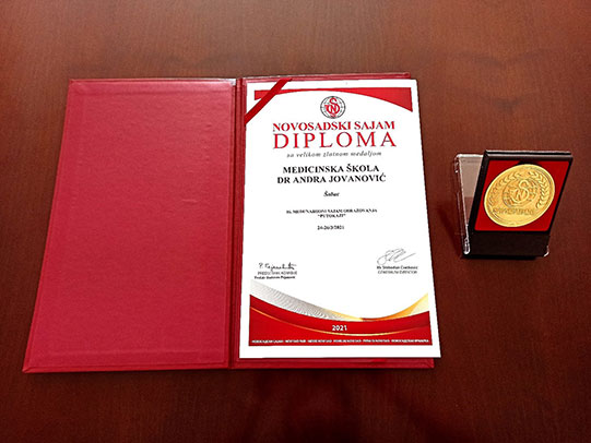 Медицинска школа награђена великом златном медаљом на Сајму образовања